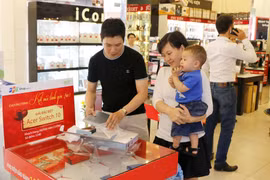 Mua hàng tại FPT Shop. (Nguồn: FPT)