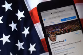 Lãnh đạo Twitter: Đóng tài khoản Tổng thống Trump là tiền lệ nguy hiểm