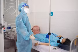 Thai phụ mắc COVID-19 suy hô hấp nặng, hồi phục sau 26 ngày chăm sóc