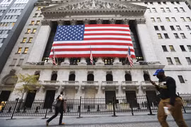 Mỹ hủy niêm yết 3 công ty viễn thông Trung Quốc trên sàn New York