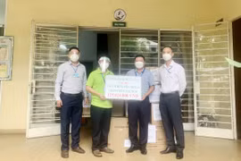 Người Việt Nam ở nước ngoài chung tay hỗ trợ phòng, chống dịch