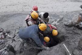 Ấn Độ: Hồi chuông cảnh báo từ thảm họa vỡ sông băng ở dãy Himalaya