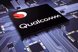 Qualcomm cung ứng chip cho các khách hàng muốn cạnh tranh với Apple