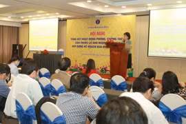 Đề xuất tăng thuế, siết chặt quản lý sản phẩm thuốc lá thế hệ mới