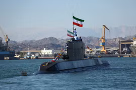 Tàu ngầm Iran. (Nguồn: Twitter)