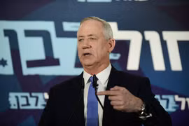 Chủ tịch đảng liên minh Xanh-Trắng ở Israel, ông Benny Gantz phát biểu tại Tel Aviv ngày 20/11/2019. (Ảnh: THX/TTXVN)