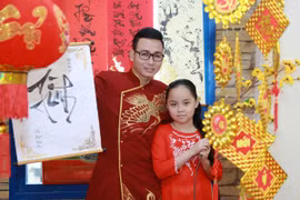 Linh Nguyễn cùng con gái trong MV. (Ảnh: Nhân vật cung cấp)