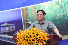 Thủ tướng Phạm Minh Chính phát biểu tại Hội nghị tổng kết thực hiện Nghị quyết 53 và Kết luận 27 về phát triển Đông Nam Bộ và vùng kinh tế trọng điểm phía Nam. (Ảnh: Dương Giang/TTXVN)