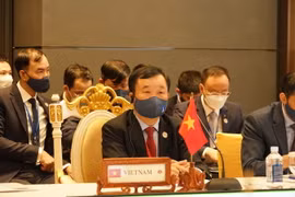 Đoàn đại biểu cấp cao Bộ Quốc phòng Việt Nam dự Hội nghị. (Ảnh: Trần Long/TTXVN)