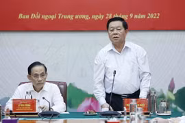 Ông Nguyễn Trọng Nghĩa phát biểu. (Ảnh: An Đăng/TTXVN)