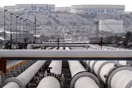 Một cơ sở khai thác dầu của Iran trên đảo Khark. (Ảnh: AFP/ TTXVN) 