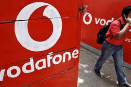 Vodafone gặp nhiều khó khăn tại Ấn Độ. (Ảnh: Sky News)
