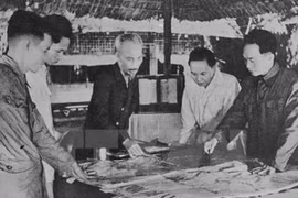 Sự kết hợp hài hòa giữa danh nhân văn hóa và nhà ngoại giao