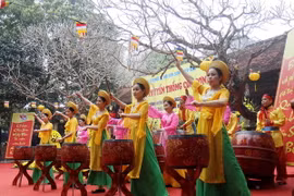 Nhiều nét mới trong Lễ hội mùa xuân Côn Sơn-Kiếp Bạc 2015