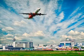 Vietjet có đội tàu bay trẻ trung, hiện đại với tuổi bình quân chỉ 2,7 năm. (Ảnh: CTV/Vietnam+)