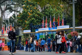 Người dân thủ đô sẽ thưởng thức các chương trình nghệ thuật đặc sắc và có cơ hội mua vé bay giảm giá tại Vietnam Airlines Festa. (Ảnh: Đức Anh)