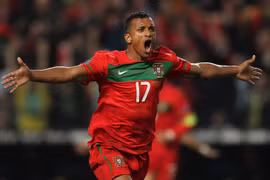 Nani vẫn có cơ hội sát cánh cùng Ronaldo ở World Cup 2014
