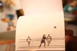 Tái hiện 3 bàn thắng kinh điển World Cup 2014 bằng nghệ thuật lật sách