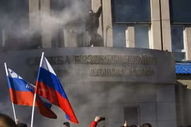 Ukraine: Lực lượng ly khai rời tòa nhà công quyền ở Luhansk 