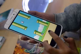 Flappy Bird bản "nhái" vẫn liên tục "công phá" App Store
