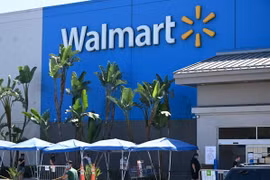 Một cửa hàng của Walmart tại Burbank, California, Mỹ. (Ảnh: AFP/TTXVN)