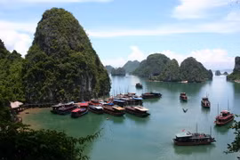 Vịnh Hạ Long. (Ảnh: Huy Hùng/TTXVN)