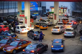 Thị trường năng lượng thiết lập mức "đáy" mới của hơn 5 năm qua