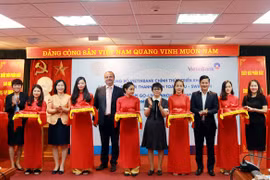 Lễ ra mắt “Sáng kiến đổi mới thanh toán toàn cầu SWIFT GPI”. (Nguồn: VietinBank)