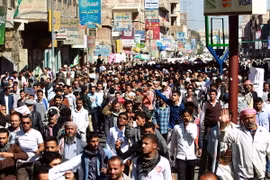 Hàng chục nghìn người Yemen tuần hành phản đối phiến quân