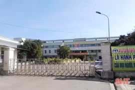 Bệnh viện Đa khoa Thị xã Kỳ Anh nơi tiếp nhận điều trị ban đầu cho 4 người tại xã Kỳ Nam. (Nguồn: baohatinh.vn)