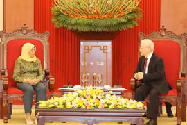 Tổng Bí thư Nguyễn Phú Trọng tiếp Tổng thống Cộng hòa Singapore Halimah Yacob. (Ảnh: Trí Dũng/TTXVN)