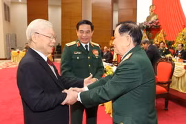 Tổng Bí thư Nguyễn Phú Trọng và Thượng tướng Nguyễn Văn Được, Chủ tịch Hội Cựu chiến binh Việt Nam tại đại hội. (Ảnh: Trí Dũng/TTXVN)