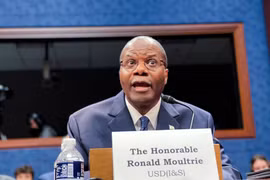 Ông Ronald Moultrie - Trợ lý Bộ trưởng Quốc phòng Mỹ phụ trách tình báo và an ninh. (Nguồn: Reuters)