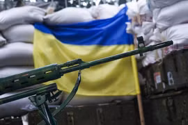 Ukraine và Mỹ đang xúc tiến các thương vụ mua bán vũ khí. (Nguồn: EZ)