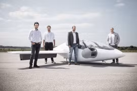 Mẫu taxi máy bay đầu tiên đạt vận tốc 100 km/h. (Nguồn: TechCrunch)