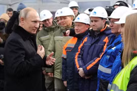 Tổng thống Nga Vladimir Putin khai trương tuyến đường cao tốc Moskva–St. Petersburg. (Nguồn: Jordan Times)
