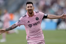 Messi ăn mừng bàn thắng trước Philadelphia Union tại Subaru Park. (Nguồn: CNN/Ảnh chụp màn hình)