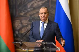 Ngoại trưởng Nga Sergey Lavrov phát biểu tại cuộc họp báo ở Moskva ngày 17/5/2023. (Ảnh: AFP/TTXVN)