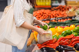 Xu hướng phát triển bền vững đang phát triển mạnh mẽ trong cộng đồng các doanh nghiệp F&B trên toàn thế giới. (Nguồn: Freepik)
