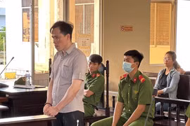 Bị cáo Nguyễn Quốc Duy tại phiên tòa. (Ảnh: Tuấn Kiệt/TTXVN)