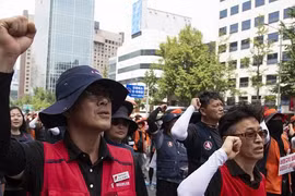Cuộc tổng đình công của các nhân viên y tế Hàn Quốc đã bước sang ngày thứ hai liên tiếp. (Nguồn: The Straits Times/Ảnh chụp màn hình)