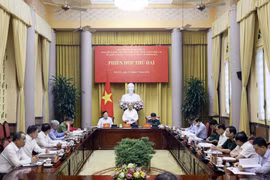 Chủ tịch nước Nguyễn Xuân Phúc, Trưởng ban Chỉ đạo xây dựng Đề án phát biểu tại Phiên họp. (Ảnh: Thống Nhất/TTXVN)