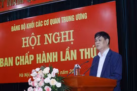 Bí thư Đảng ủy Khối các cơ quan Trung ương Huỳnh Tấn Việt phát biểu khai mạc hội nghị. (Ảnh: Phương Hoa/TTXVN)