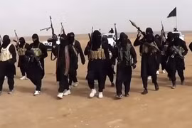 [Video] Phiến quân IS tiếp tục hành quyết hàng chục người ở Iraq