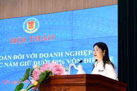 Phó tổng Kiểm toán Nhà nước Hà Thị Mỹ Dung phát biểu tại hội thảo “Kiểm toán đối với doanh nghiệp do Nhà nước nắm giữ dưới 50% vốn điều lệ,” do Kiểm toán Nhà nước tổ chức ngày 6/7. (Ảnh: Vietnam+)