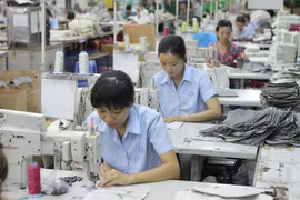 Số doanh nghiệp thành lập mới chạm mốc 15 nghìn trong tháng Tư, tăng tương ứng 5% so với tháng Ba. (Ảnh: TTXVN)