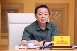 Phó Thủ tướng Trần Hồng Hà phát biểu chỉ đạo cuộc họp. (Ảnh: Văn Điệp/TTXVN)