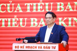 Thủ tướng Phạm Minh Chính, Trưởng Tiểu ban Kinh tế-Xã hội Đại hội XIV của Đảng phát biểu. (Ảnh: Dương Giang/TTXVN)