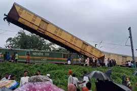 Hiện trường vụ tai nạn. (Nguồn: ndtv)