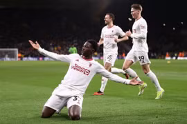 Kobbie Mainoo tỏa sáng mang chiến thắng về cho Manchester United. (Nguồn: Getty Images)